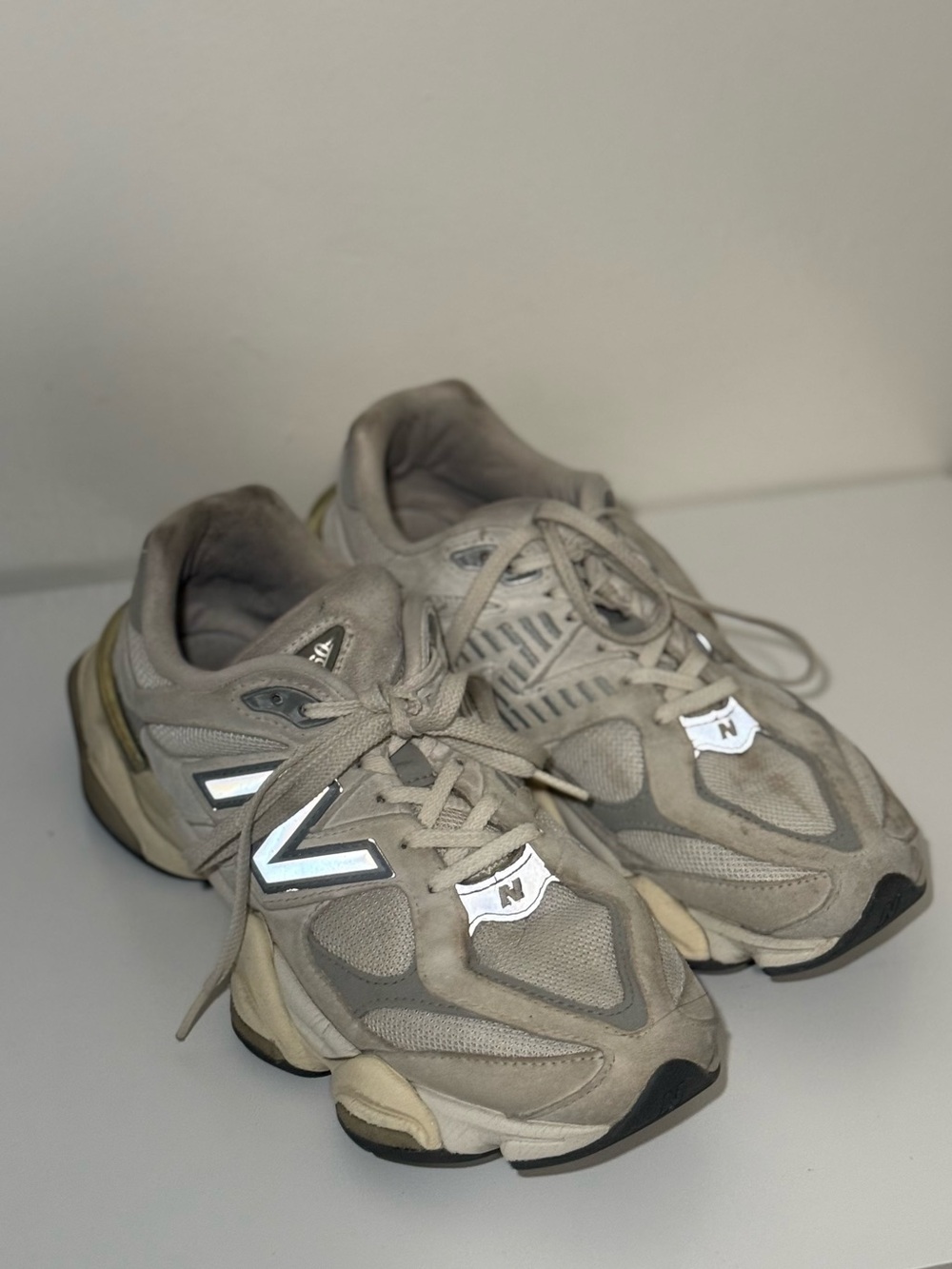 New Balance 9060 Sea Salt Size 9 Men / 10.5 Women Athletic Sneakers Used